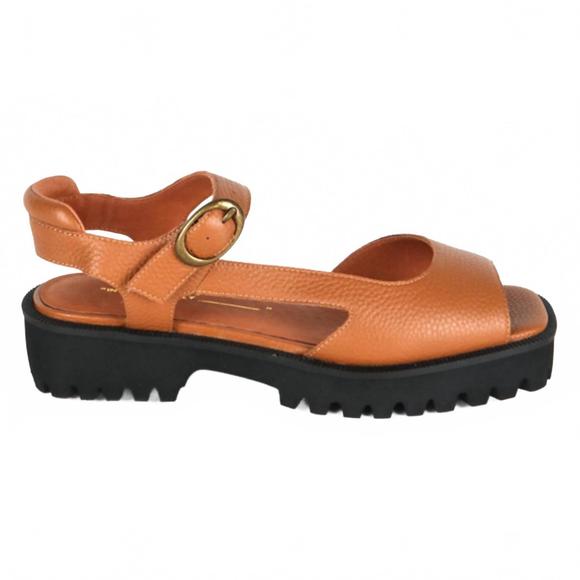 INTENTIONALLY BLANK Shoes - NEW INTENTIONALLY BLANK women early bird mary jane sandal in cafe